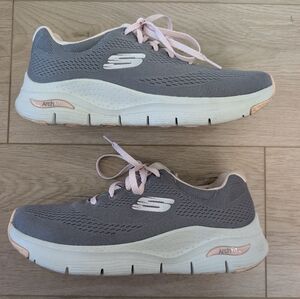 Skechers Arch Fit Big Appeal walking shoes